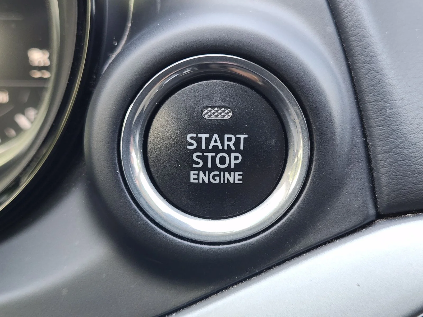 Used 2023 White Mazda Touring Plus image 19