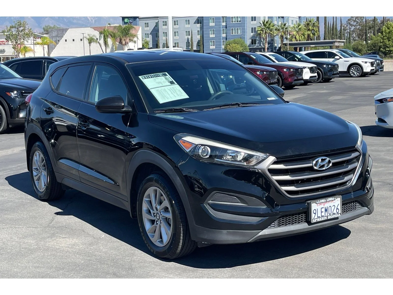 Used 2016 Ash Black Hyundai SE image 8