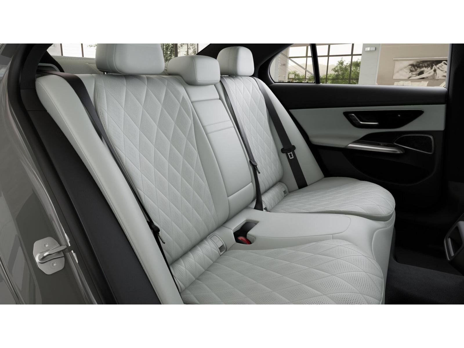 New 2027 MANUFAKTUR Alpine Grey Mercedes-Benz E 450 image 48