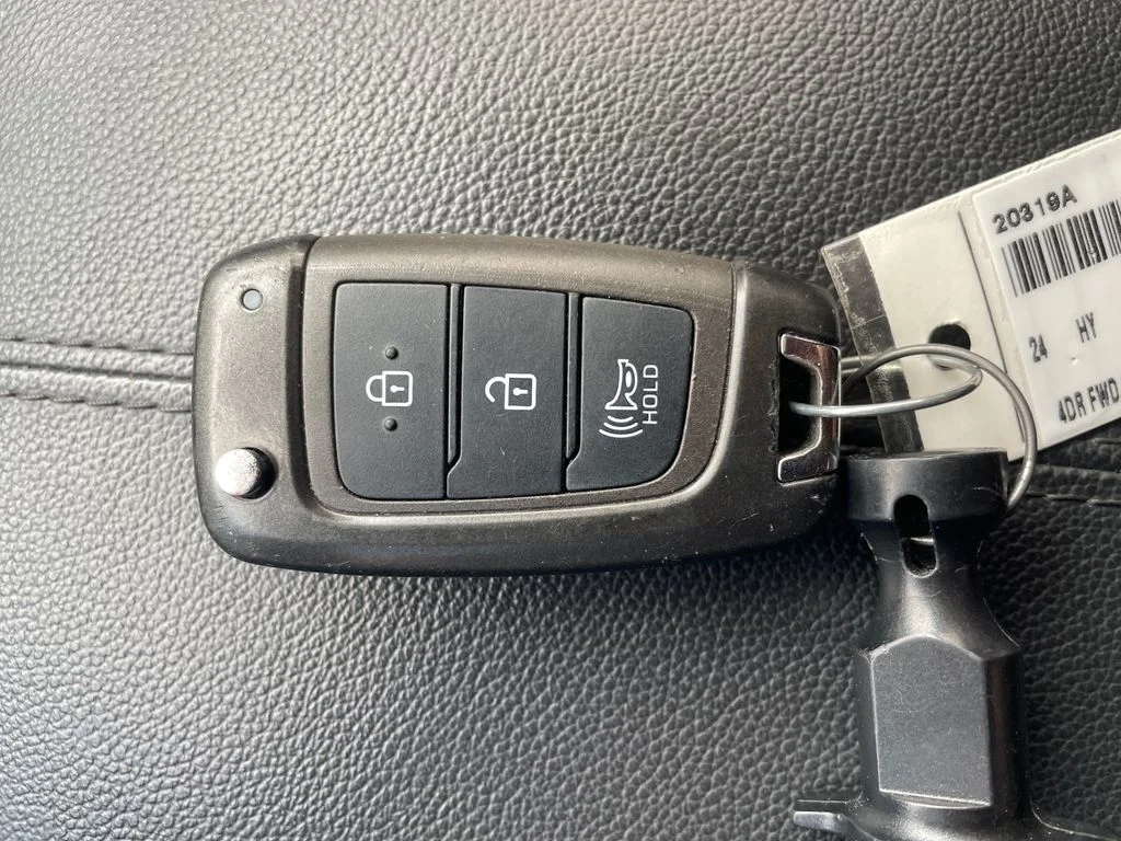 Used 2024 Red Hyundai SE image 29