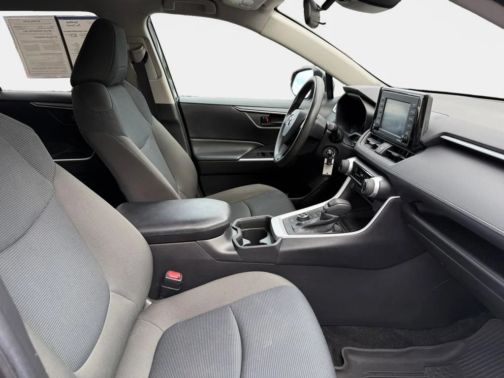 Used 2021 Midnight Black Metallic Toyota LE image 18