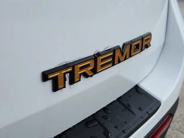 New 2026 Star White Metallic Tri-Coat Ford Tremor image 13