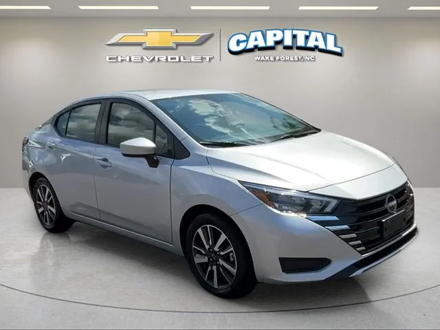Used 2025 Silver Nissan 1.6 SV image 7