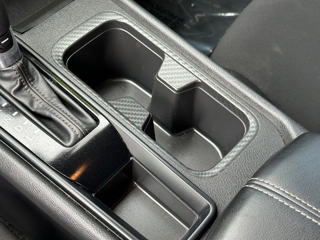 Used 2025 Gray Nissan S image 9