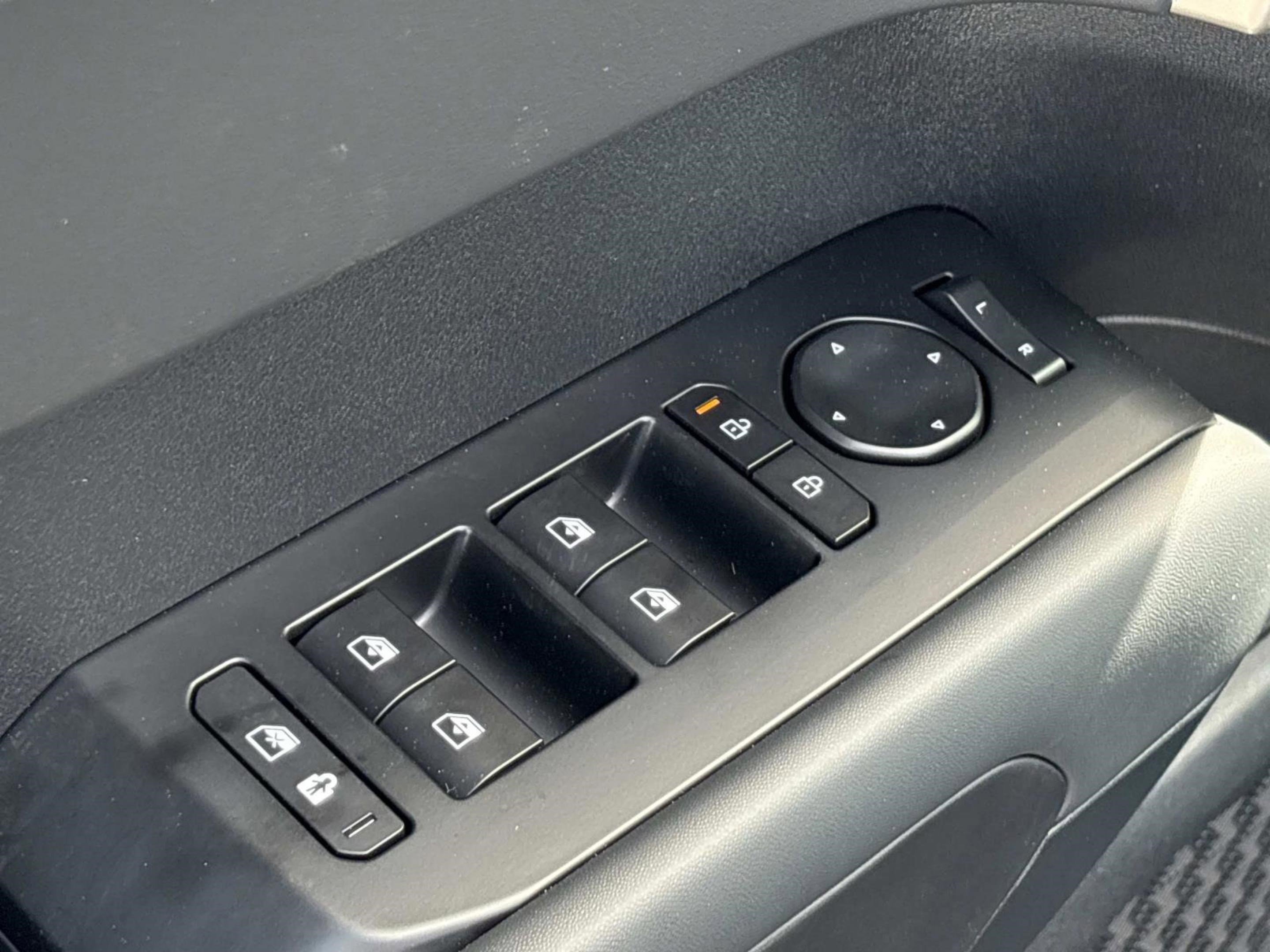 New 2027 Panthera Metal Kia LX image 20