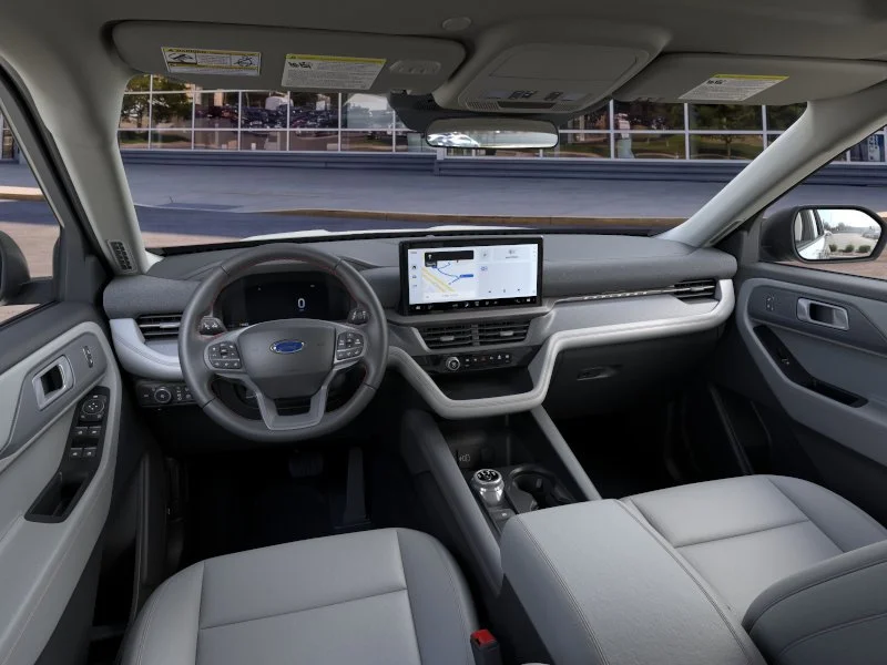 New 2026 Star White Metallic Tri-Coat Ford Active image 9