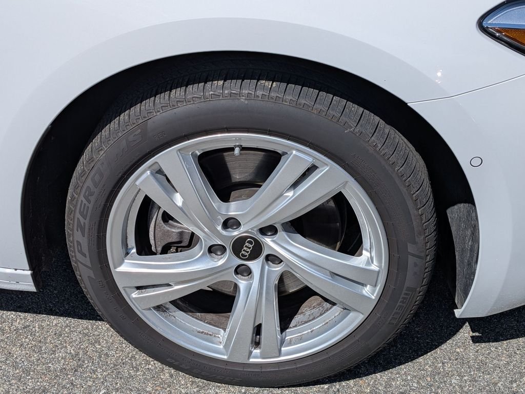 Used 2025 White Audi 2.0T Premium image 9