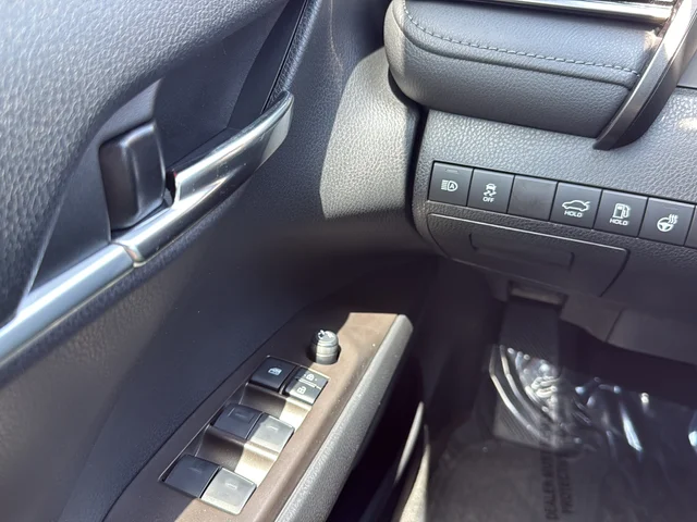 Used 2022 Gray Toyota LE image 32