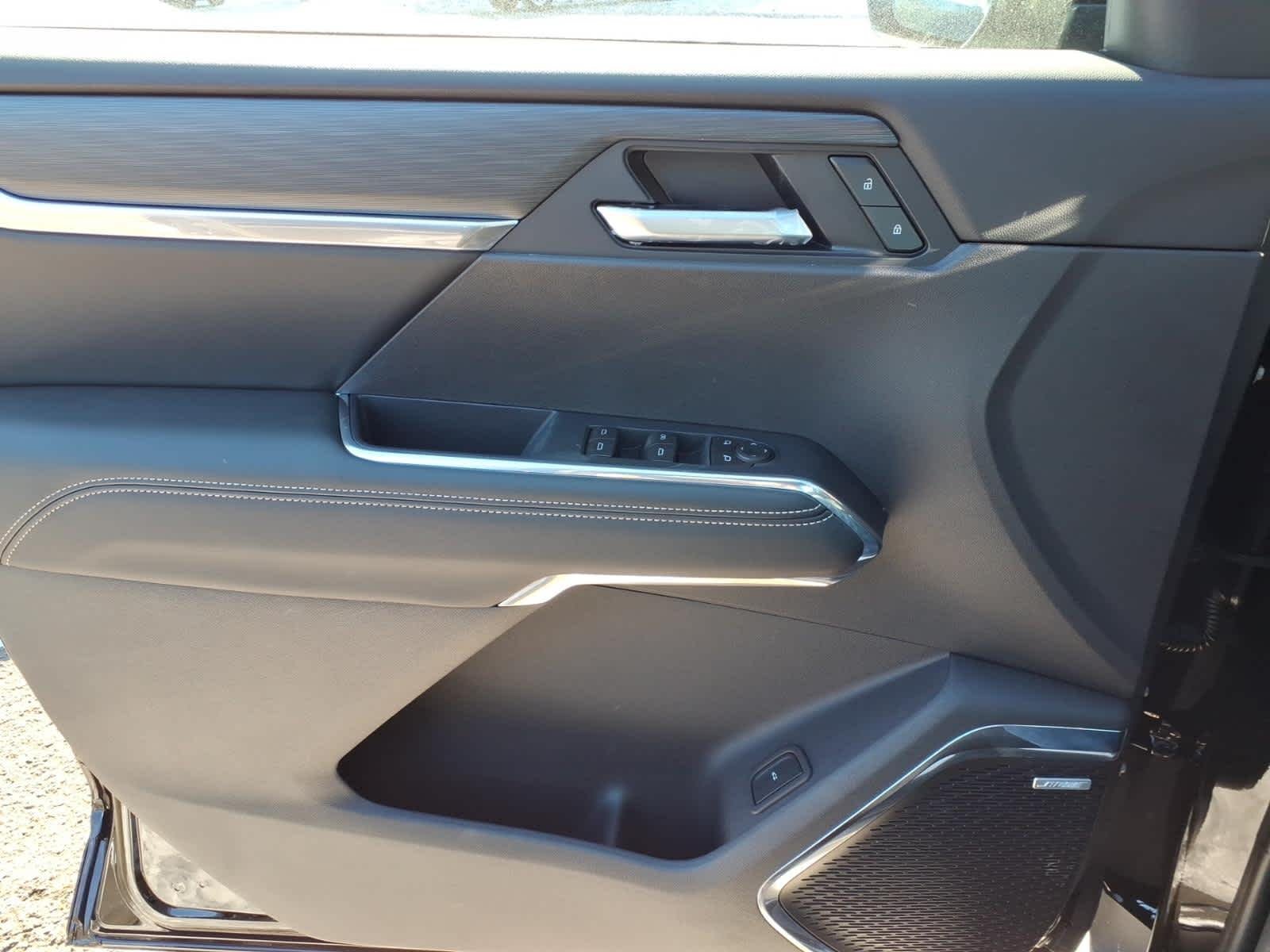 New 2026 Ebony Twilight Metallic GMC Elevation image 9