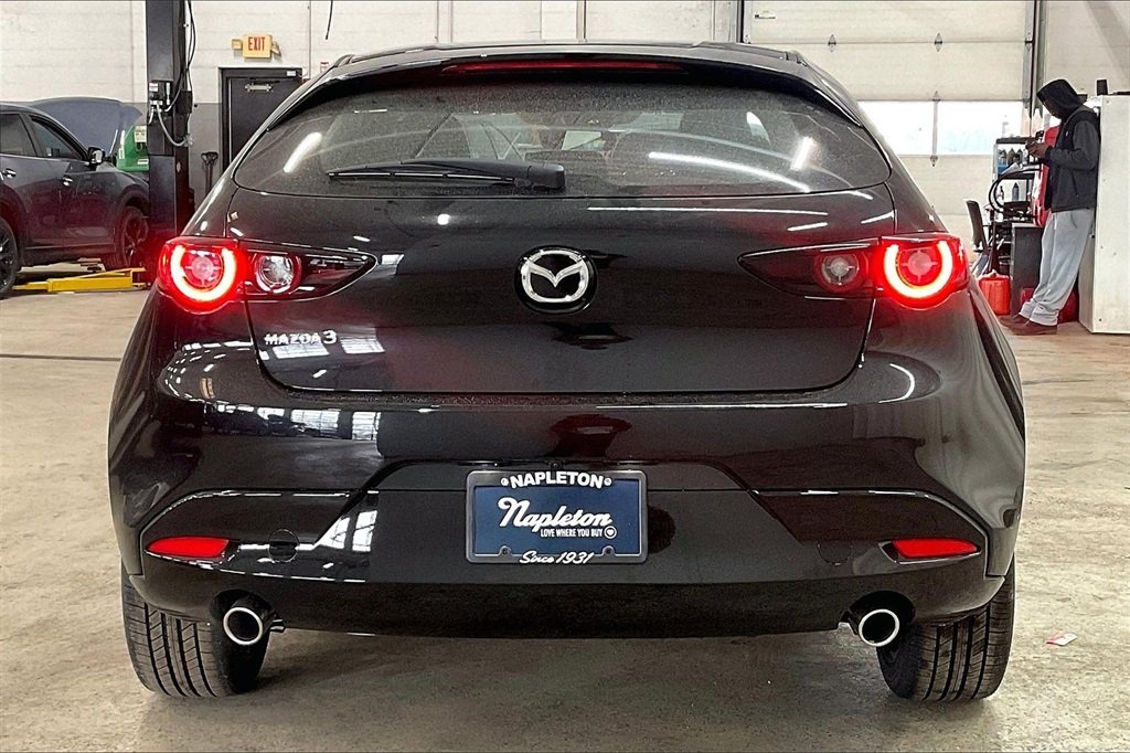 2026 MAZDA MAZDA3 - Image 3