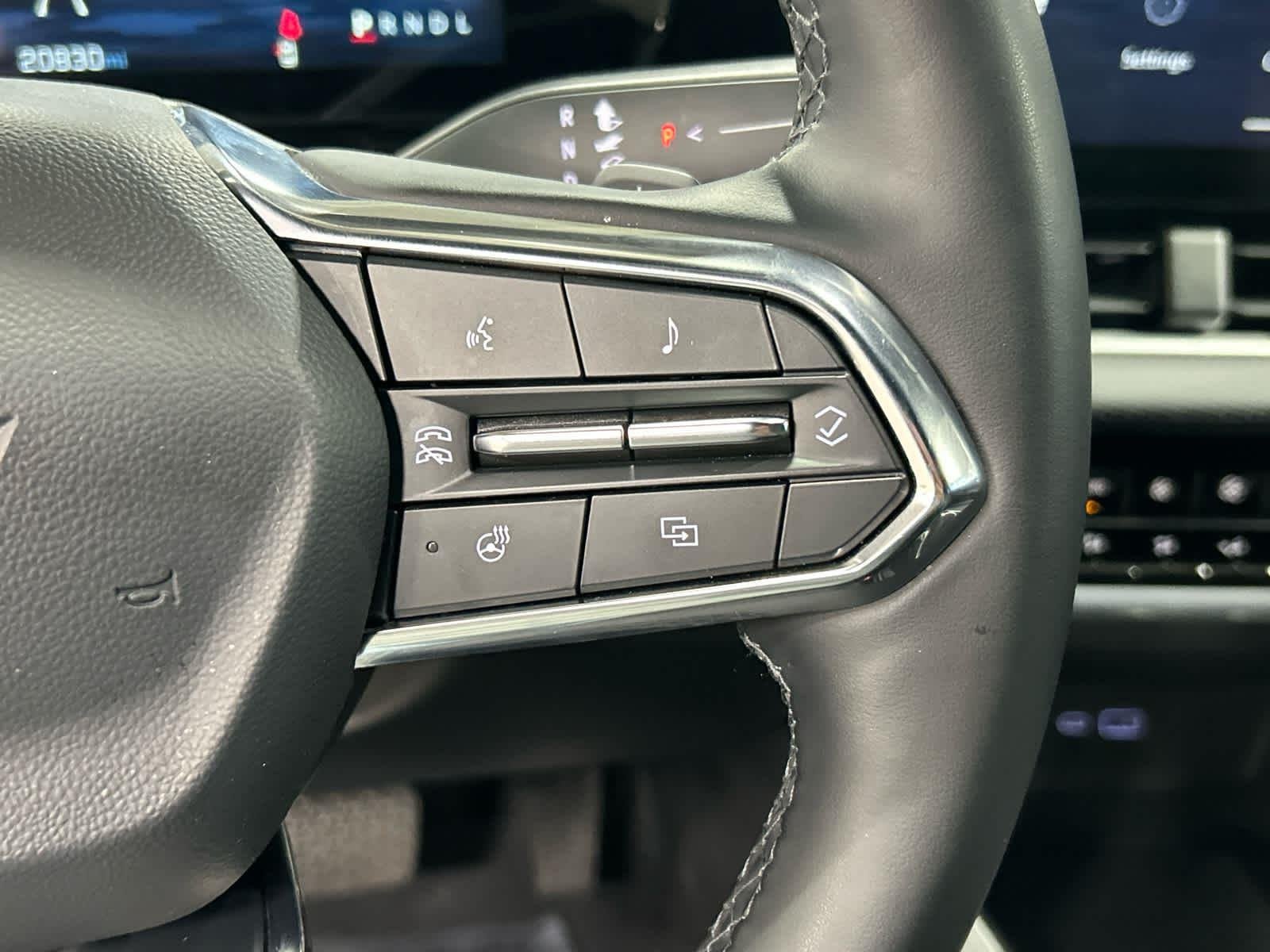 2025 Chevrolet Equinox LT - Photo 32