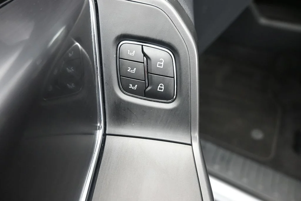 Certified Used 2025 White Ford Lariat image 16