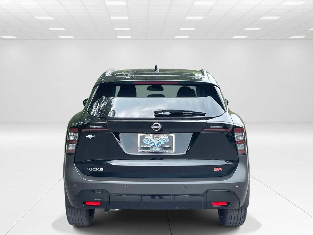 Used 2025 Black Nissan SR image 5