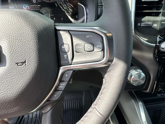 New 2026 Diamond Black Crystal Pearl-Coat Exterior Paint RAM Laramie image 26