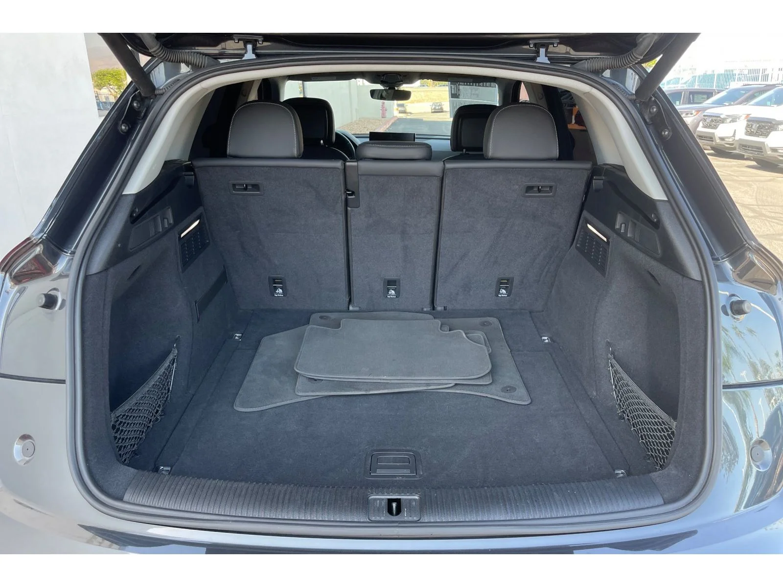 Used 2021 Manhattan Gray Metallic Audi Premium image 17