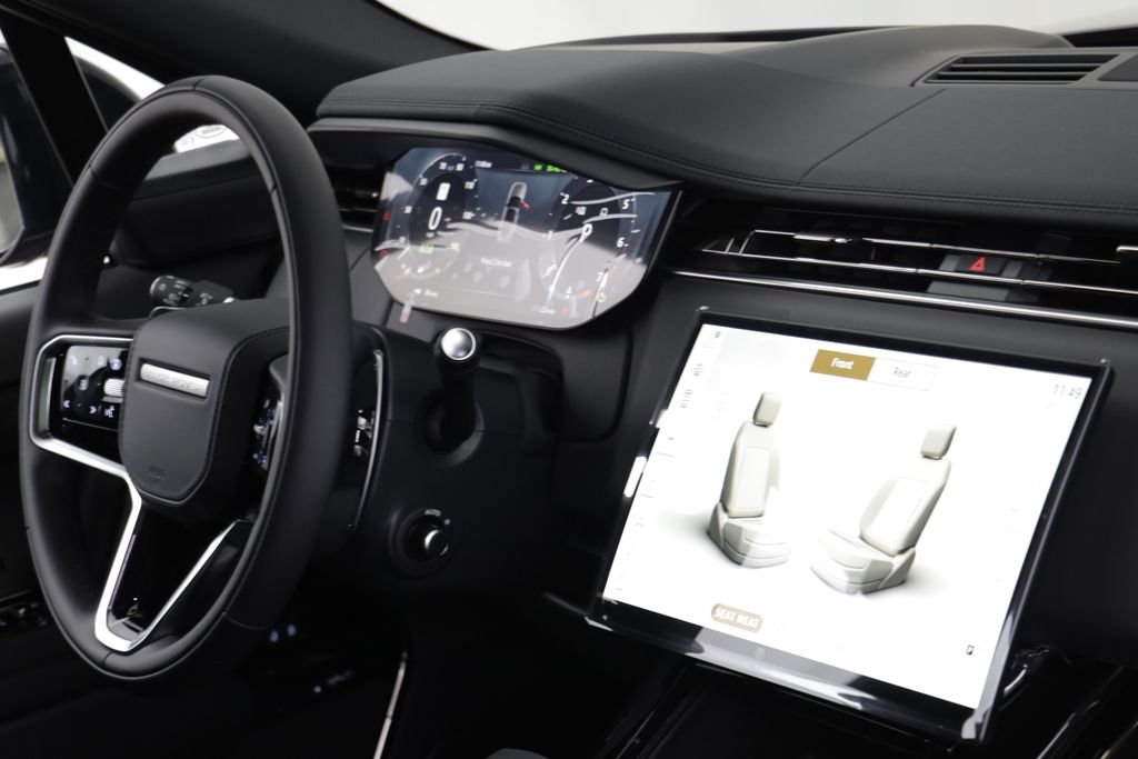 New 2026 Carpathian Grey LAND ROVER SE image 22