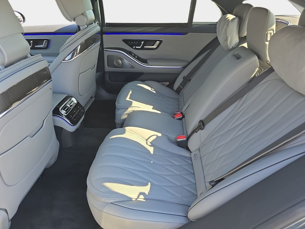 Used 2026  Mercedes-Benz S 63 E AMG® image 18
