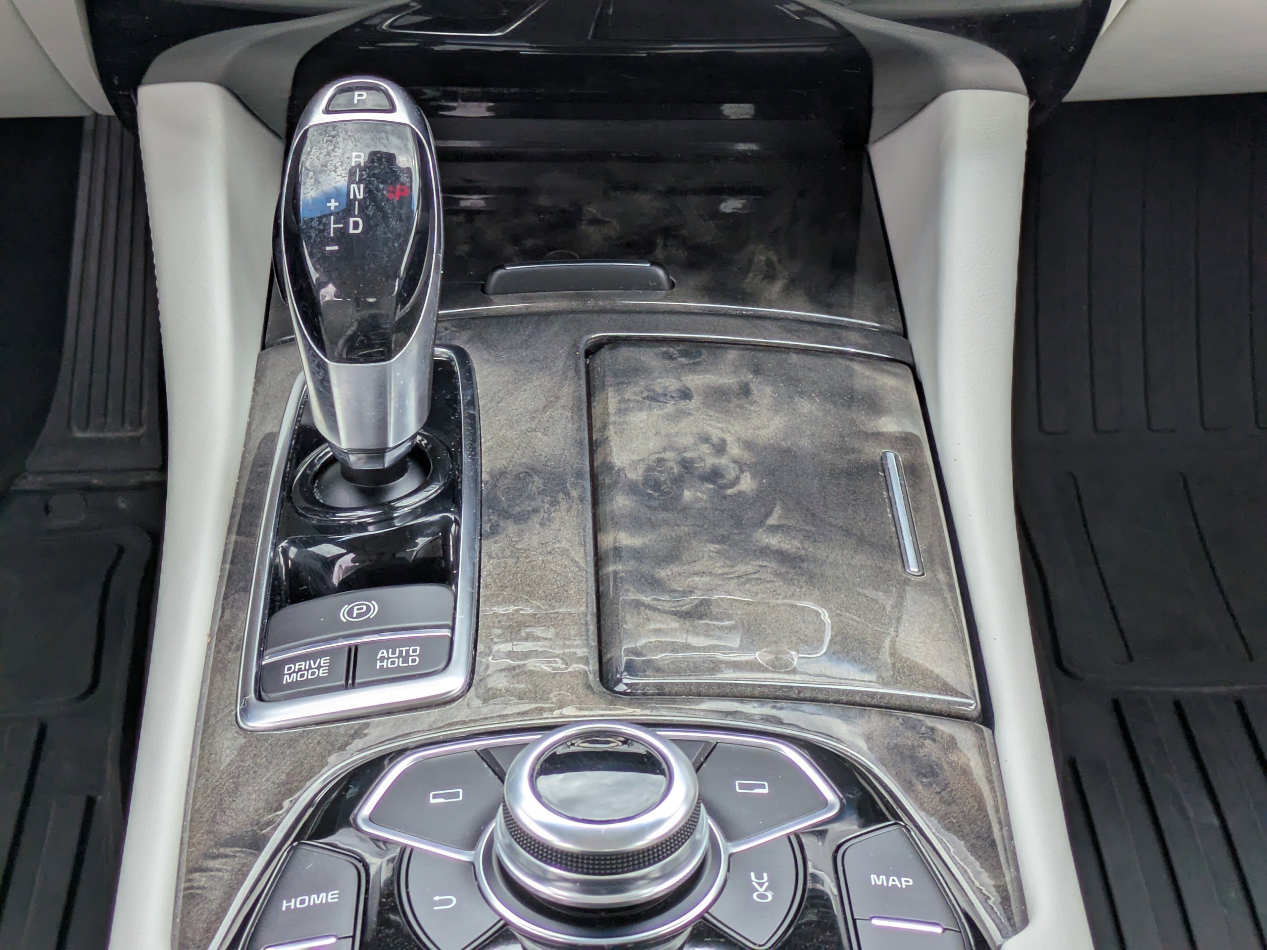 2015 Kia K900 Luxury - Photo 18