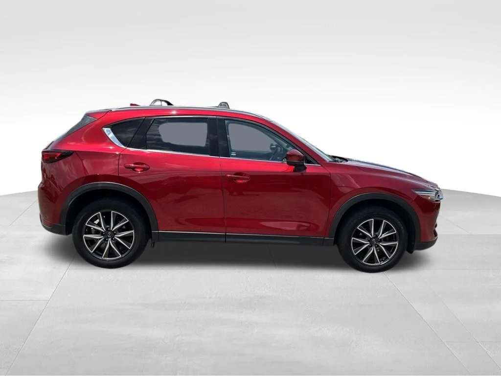 Used 2018 Red Mazda Grand Touring image 7