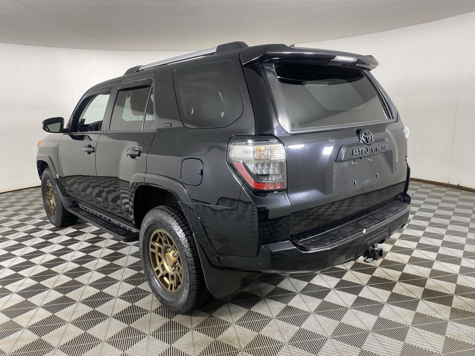 Used 2024 Midnight Black Metallic Toyota SR5 Premium image 8