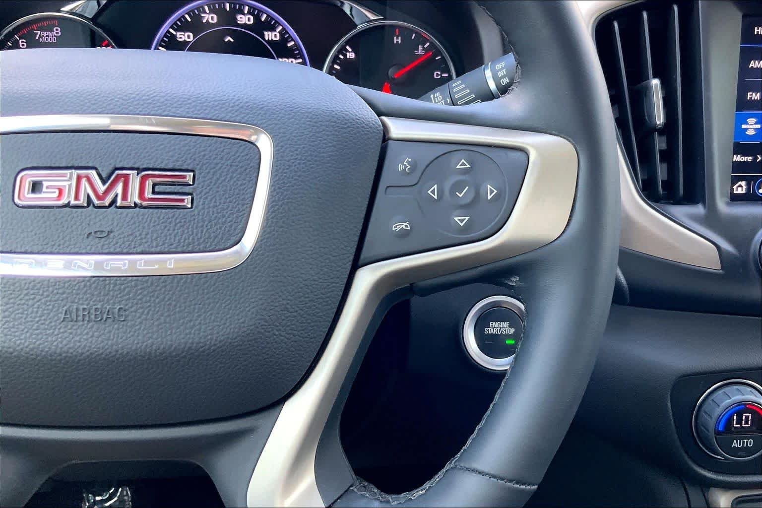 Used 2023 White Frost Tricoat GMC Denali image 25