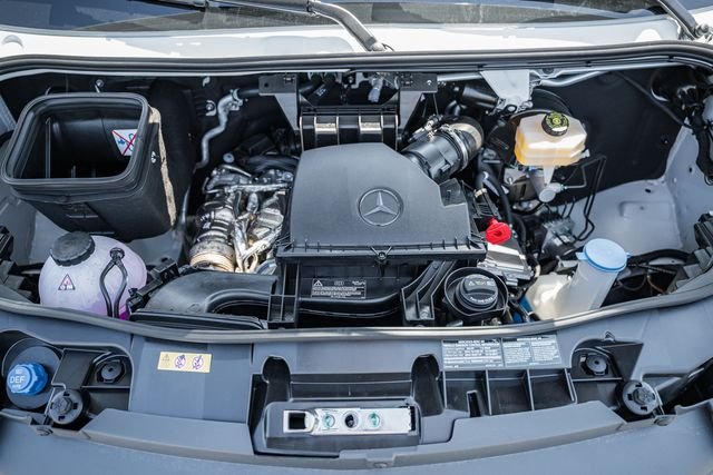 New 2026 Arctic White Mercedes-Benz Crew 144 WB image 18