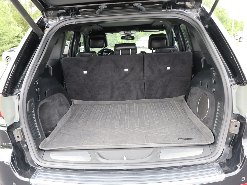 Used 2018 Black Jeep Limited image 16