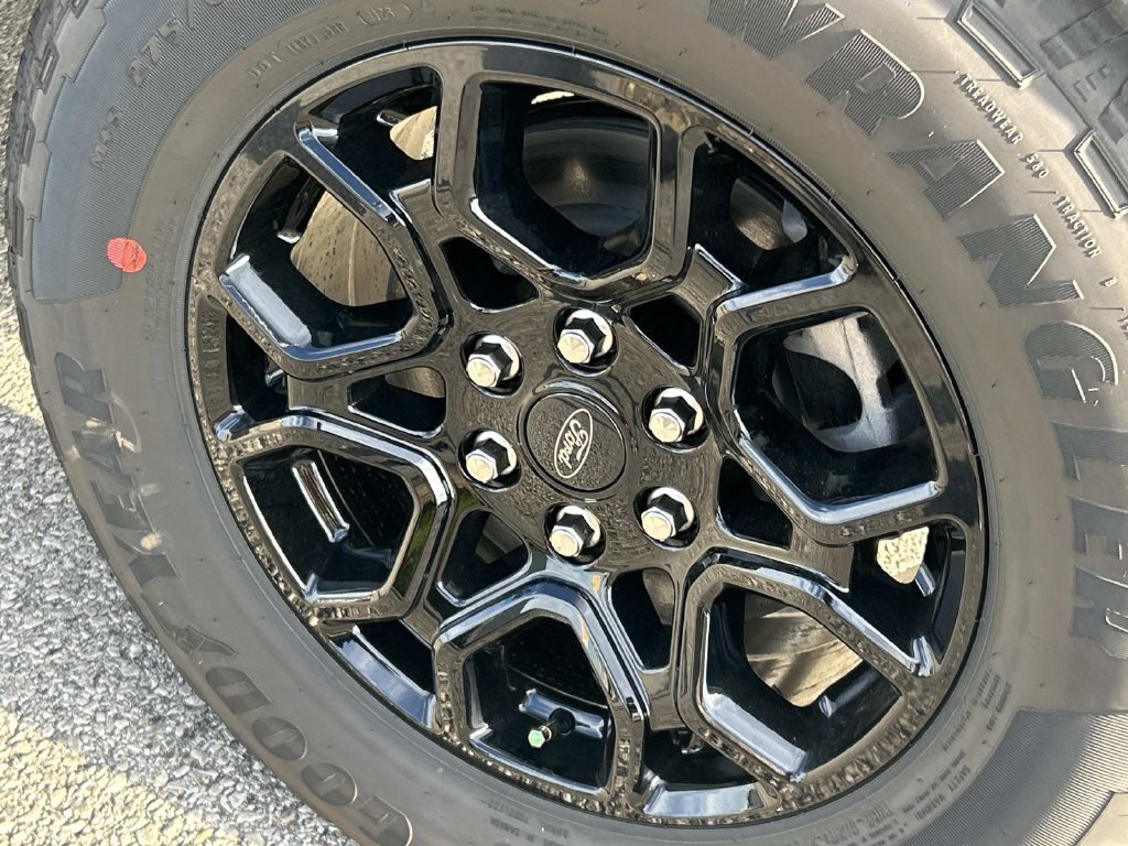 New 2026 Antimatter Blue Metallic Ford XLT image 12