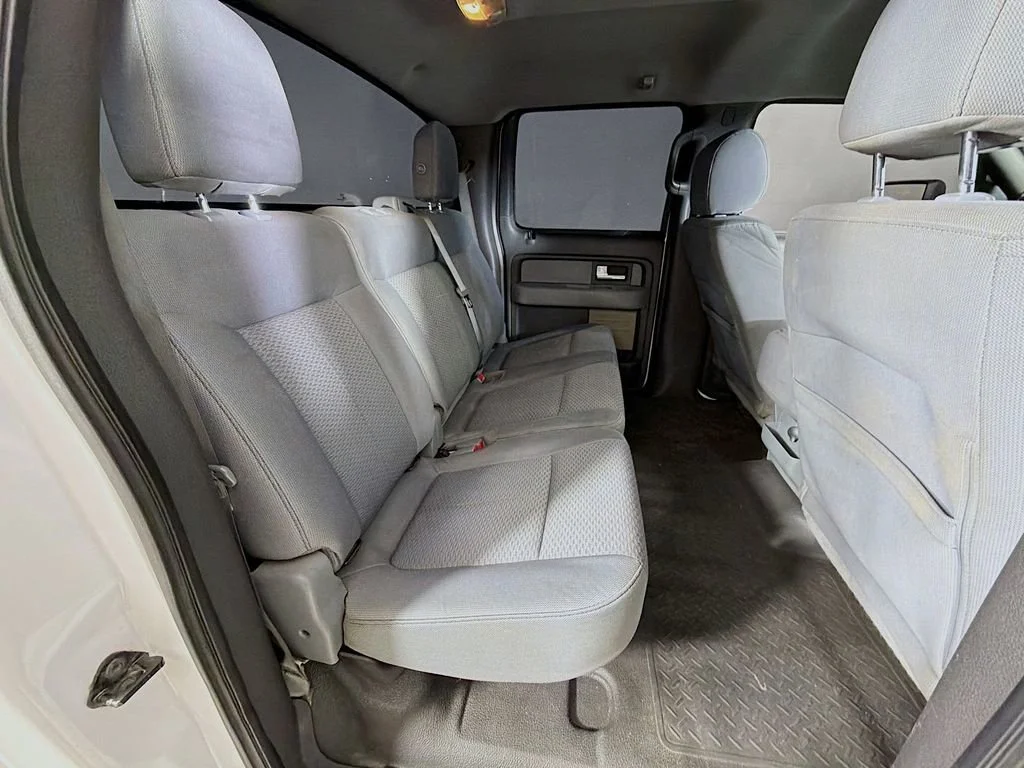 Used 2013 White Ford XL image 22