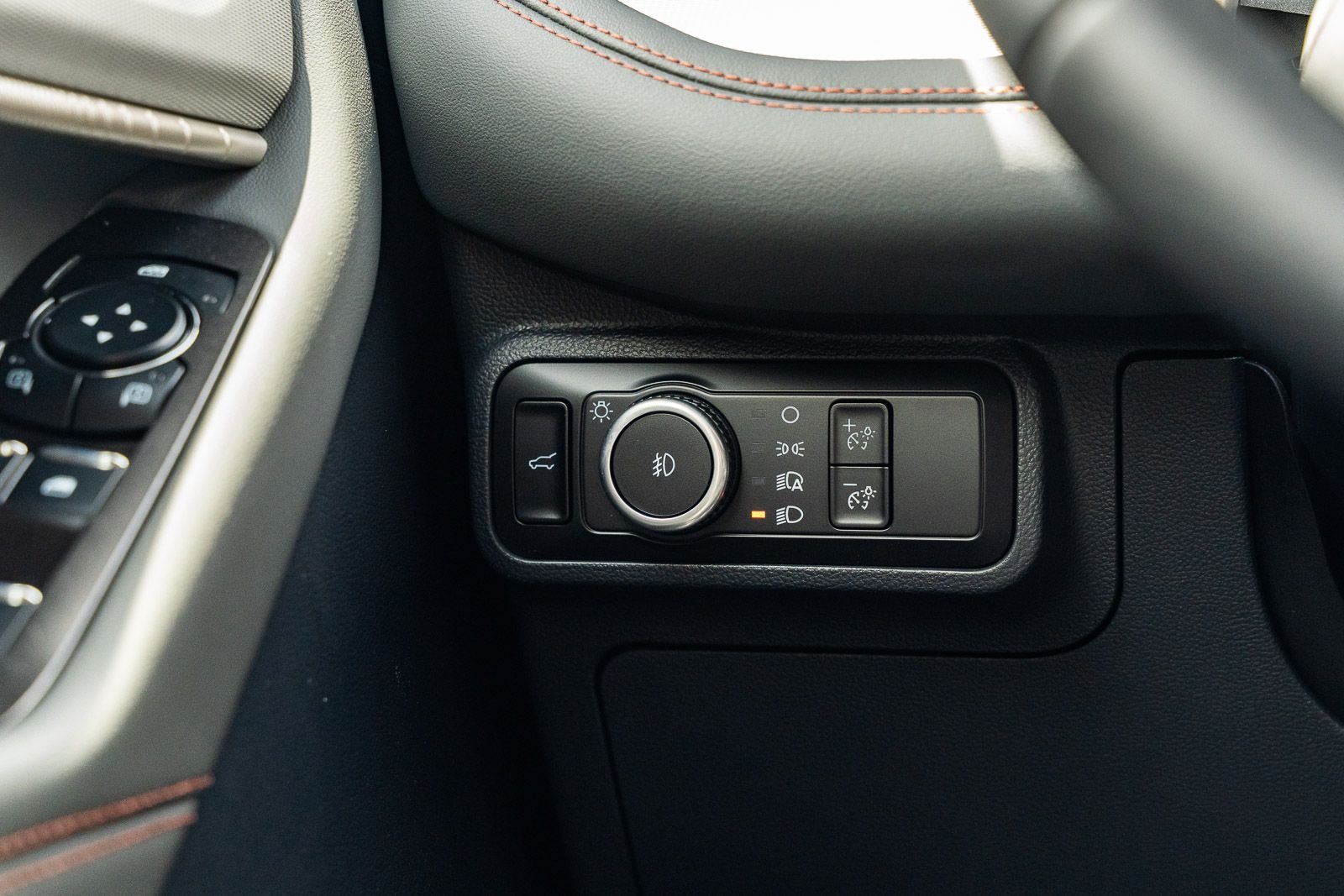 New 2026 Carbonized Gray Metallic Ford Active image 22