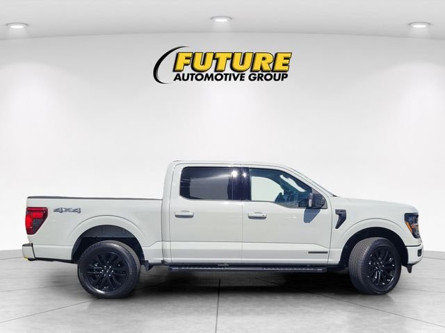 Used 2024 White Ford XLT image 3
