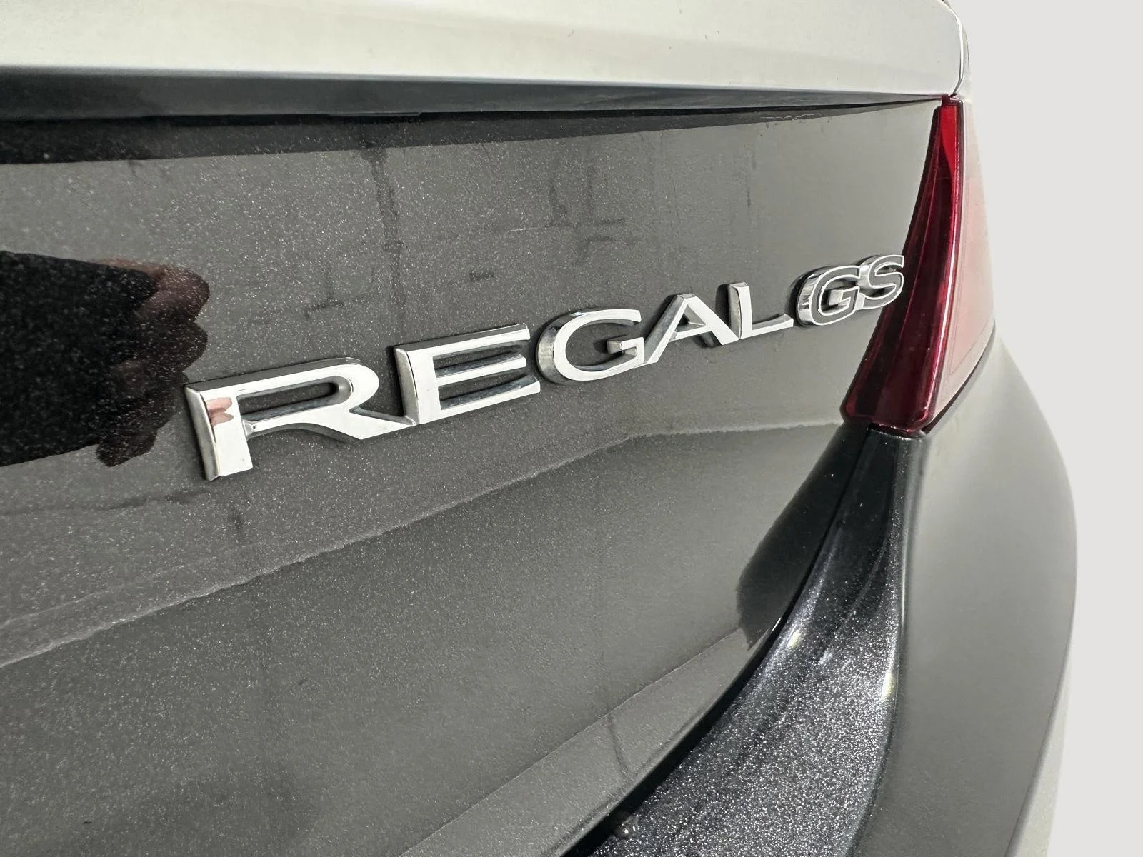 Used 2015 BLACK DIAMOND TRICOAT Buick GS image 30