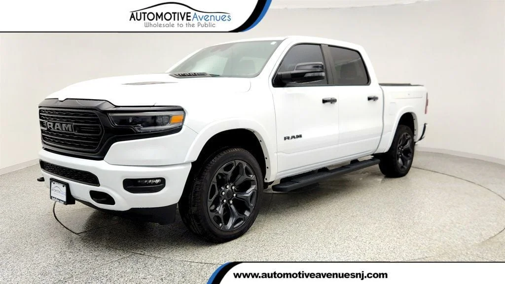 2024 RAM 1500 Limited 4x4 Crew Cab 5'7's photo