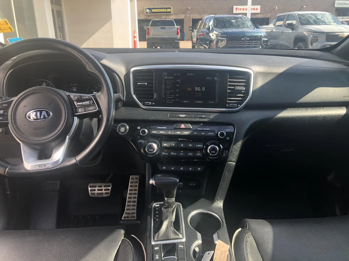 Used 2020 White Kia SX AWD image 19