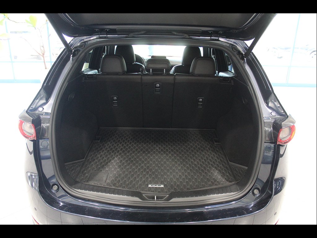 Used 2019 Deep Crystal Blue Mica Mazda Signature image 19