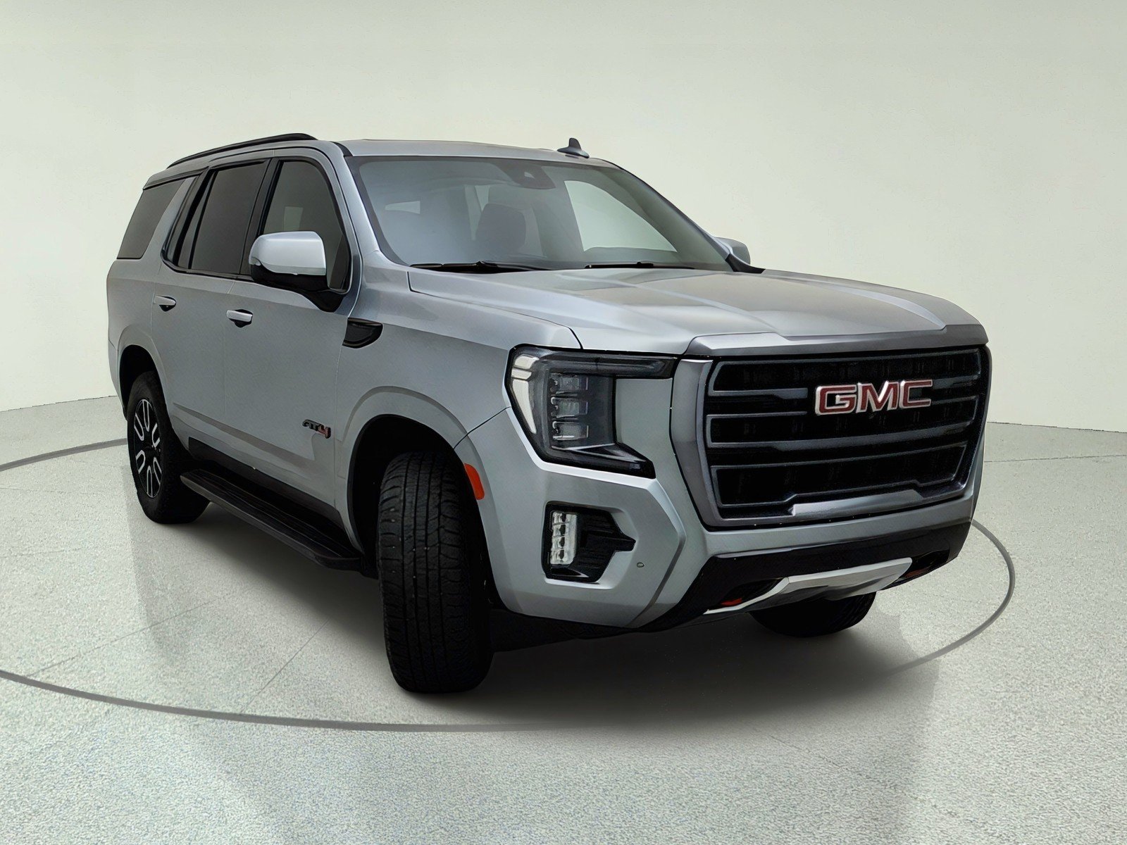Used 2024 Sterling Metallic GMC AT4 image 4