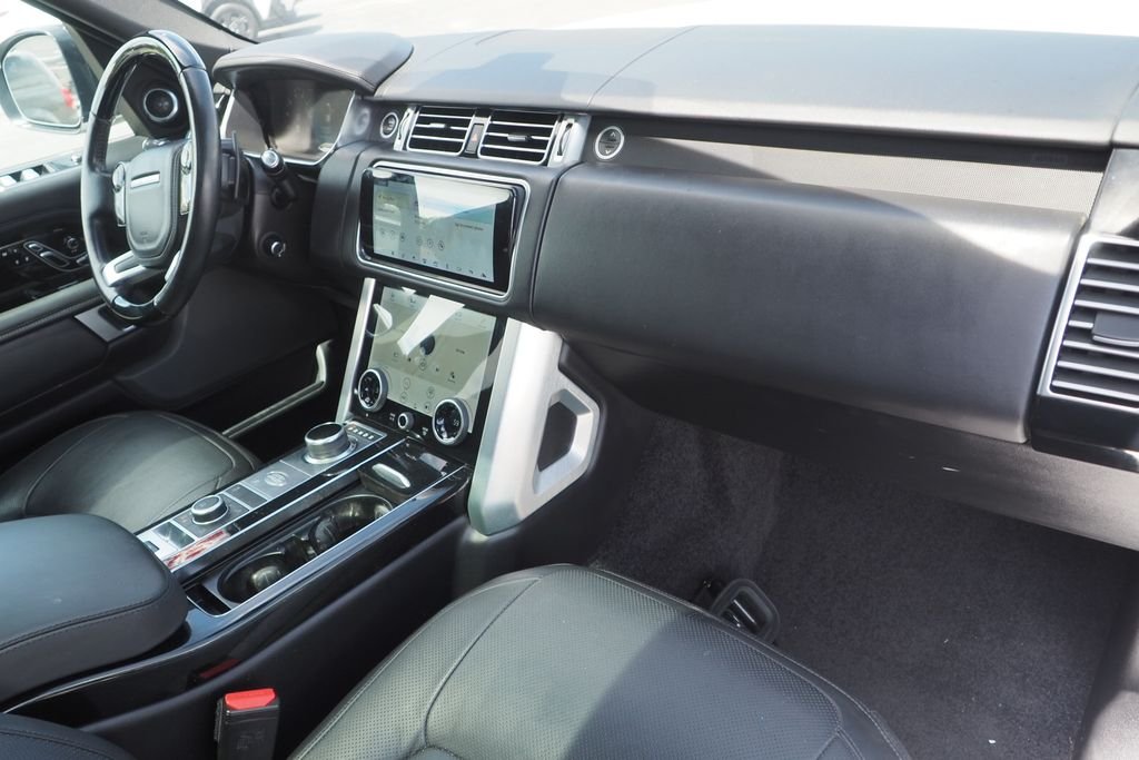 Used 2022 White Land Rover Westminster image 23