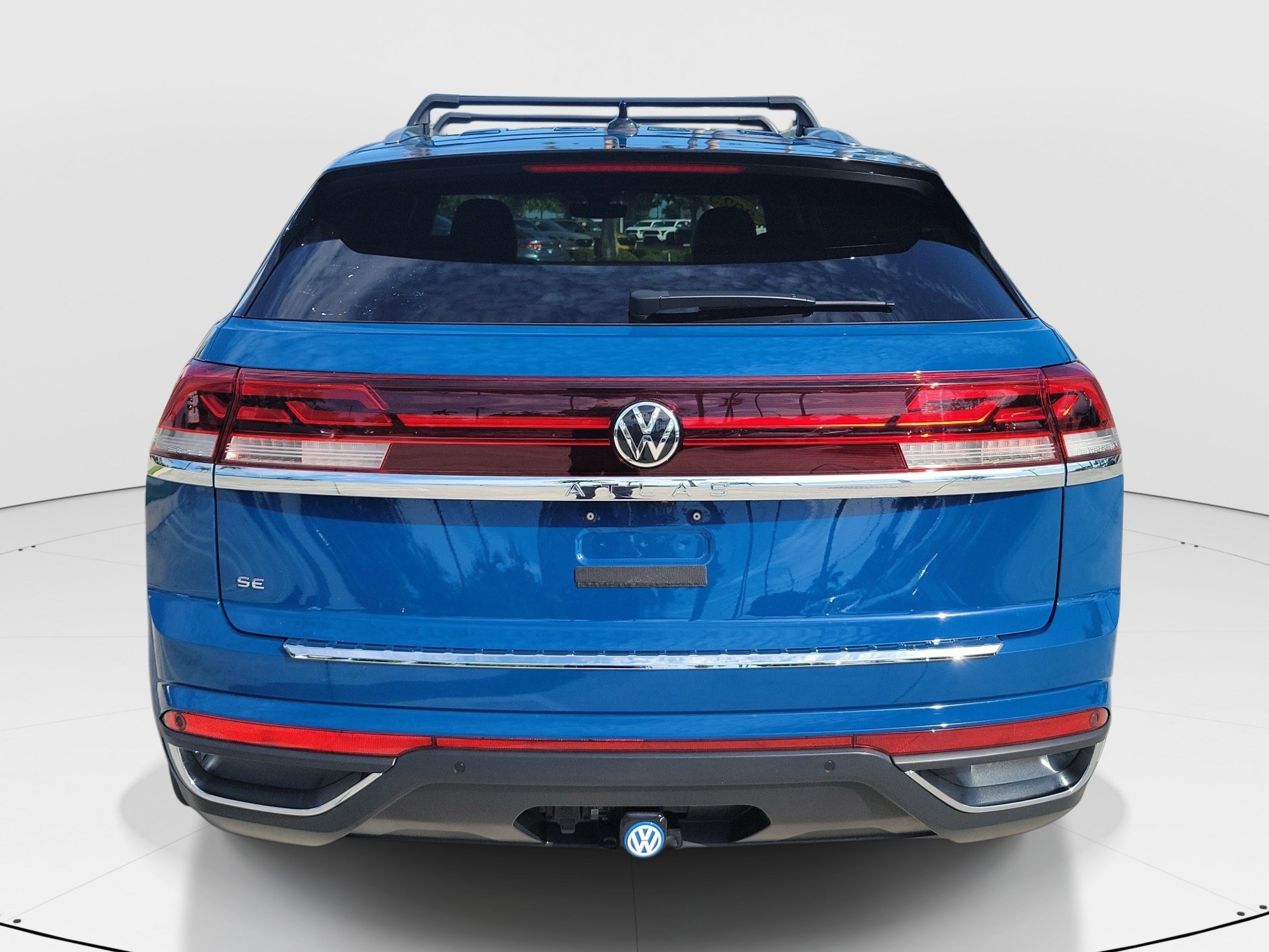 Used 2025 Mountain Lake Blue Metallic Volkswagen 2.0T SE w/Technology image 6