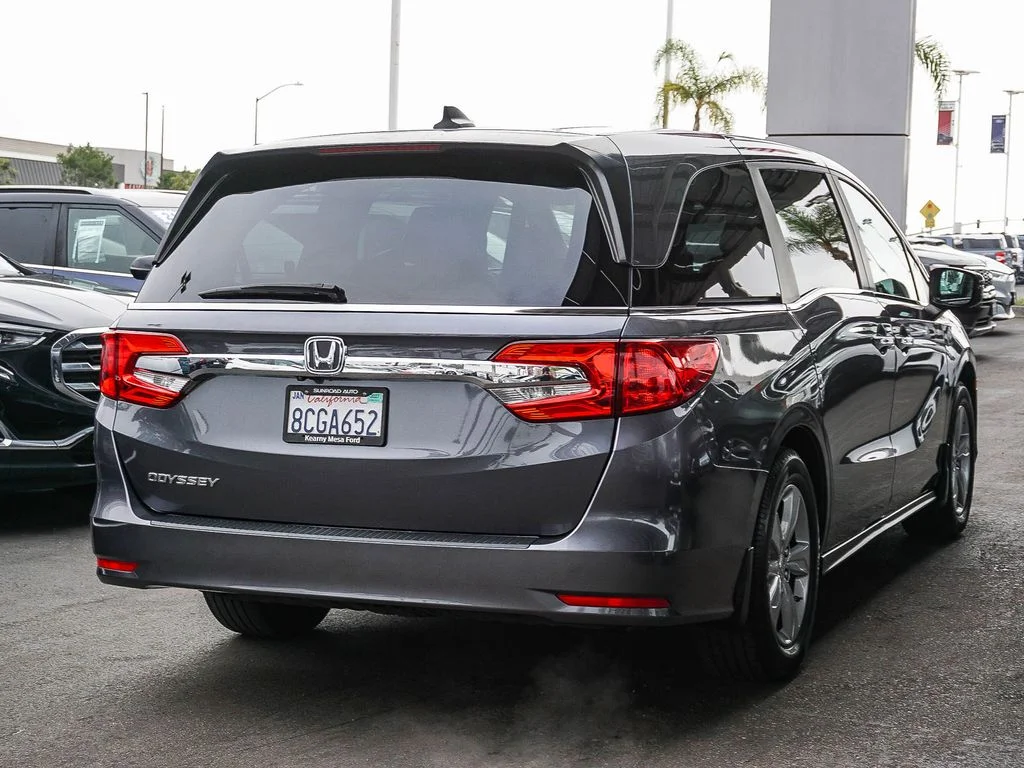 Used 2018 Gray Honda EX-L image 7