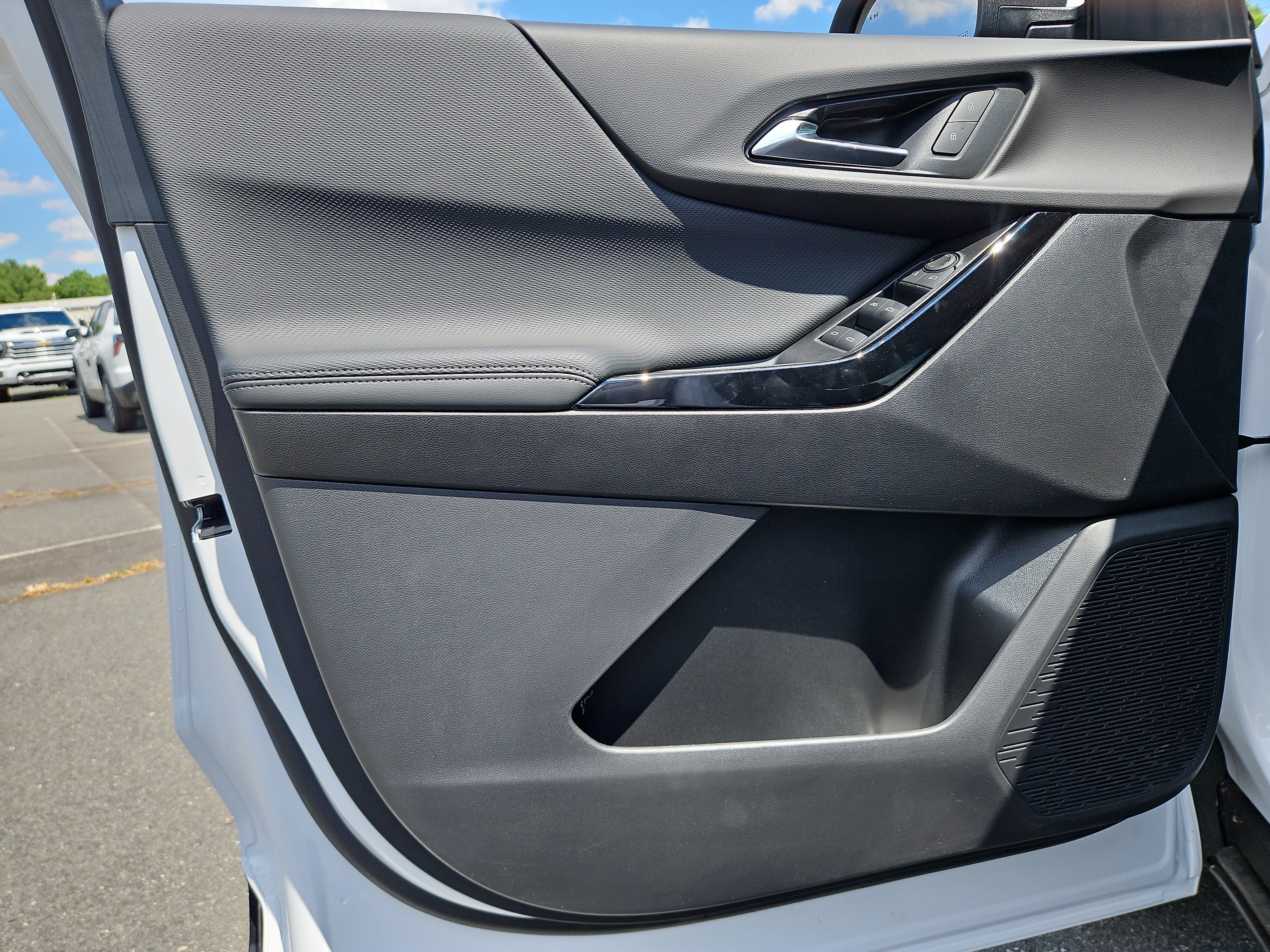 New 2026 Summit White Chevrolet LT image 13