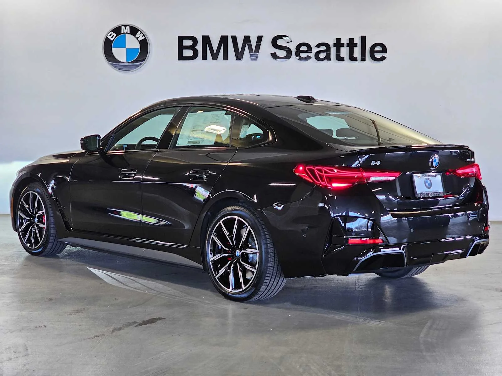 New 2026 Black Sapphire Metallic BMW xDrive40 image 4
