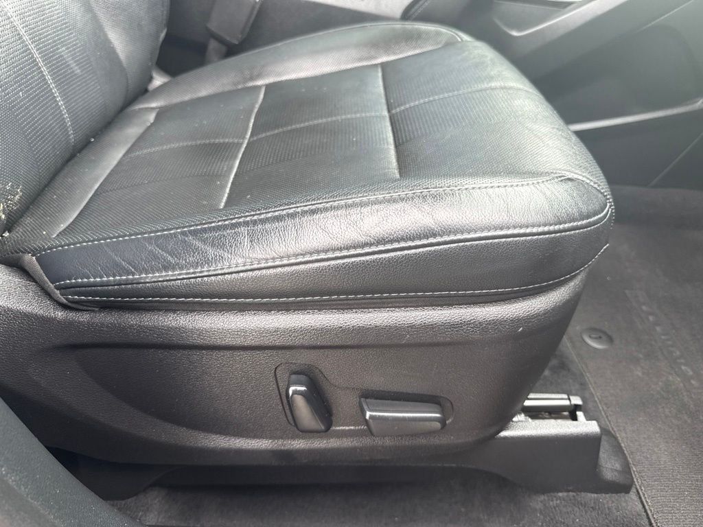 Used 2021 Ebony Black Kia EX image 32