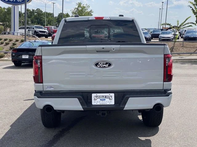 New 2026 Avalanche Ford XLT image 4
