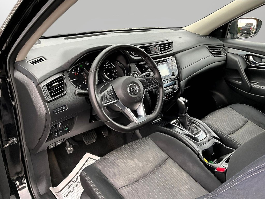 Used 2017 Black Nissan SV image 20