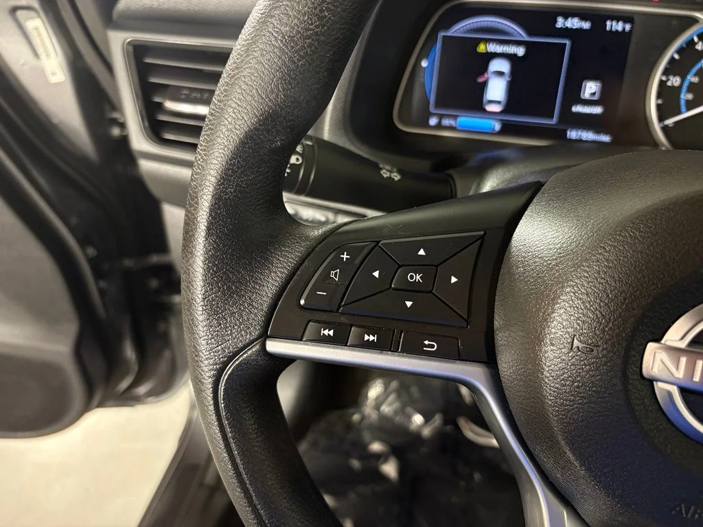 Used 2025 Gray Nissan S image 24