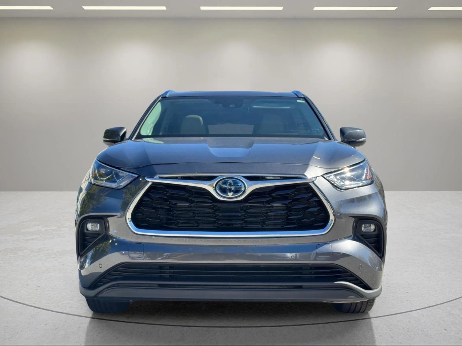 Used 2021 Magnetic Gray Metallic Toyota Hybrid Limited image 8
