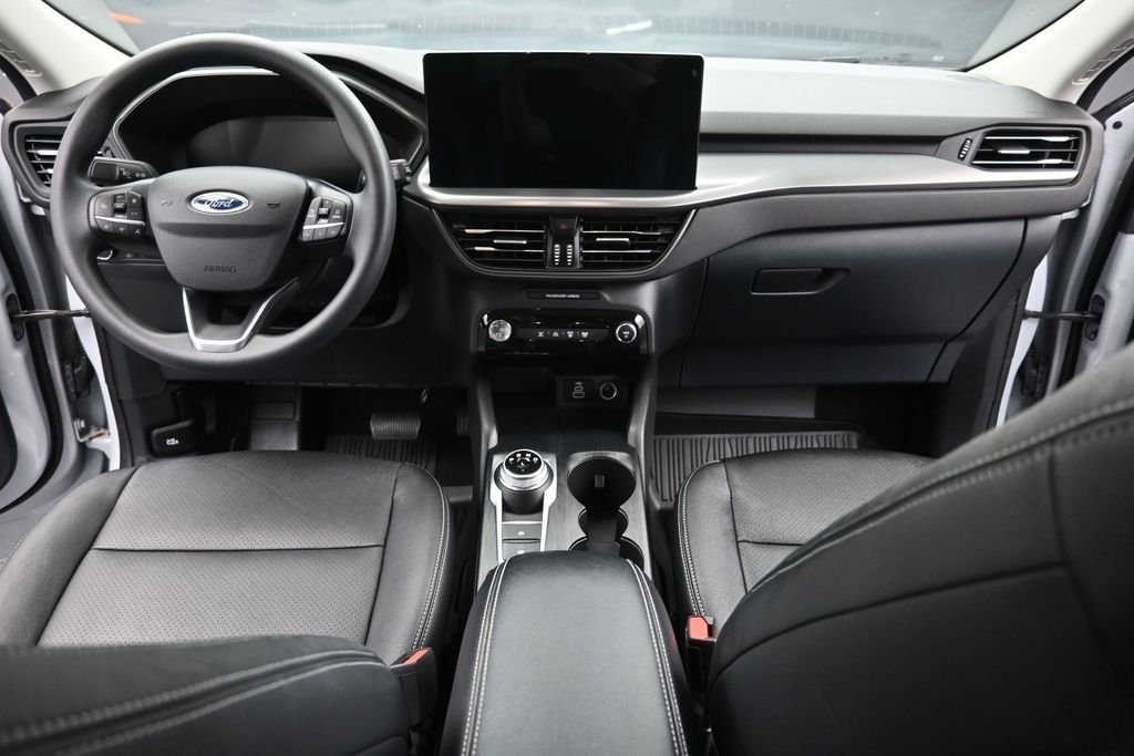 Used 2025 Silver Ford Active image 12