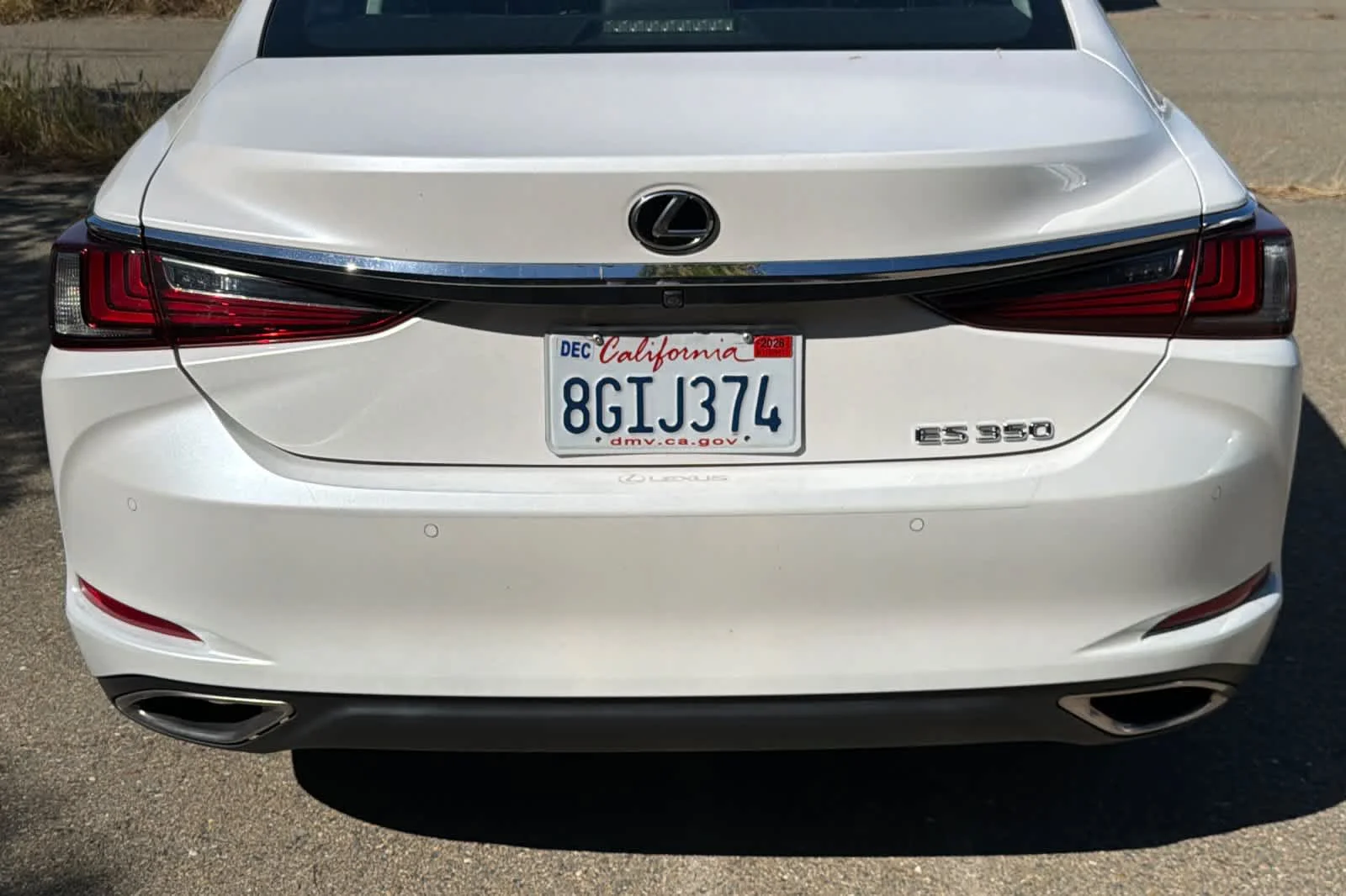 Used 2019 Eminent White Pearl Lexus  image 16