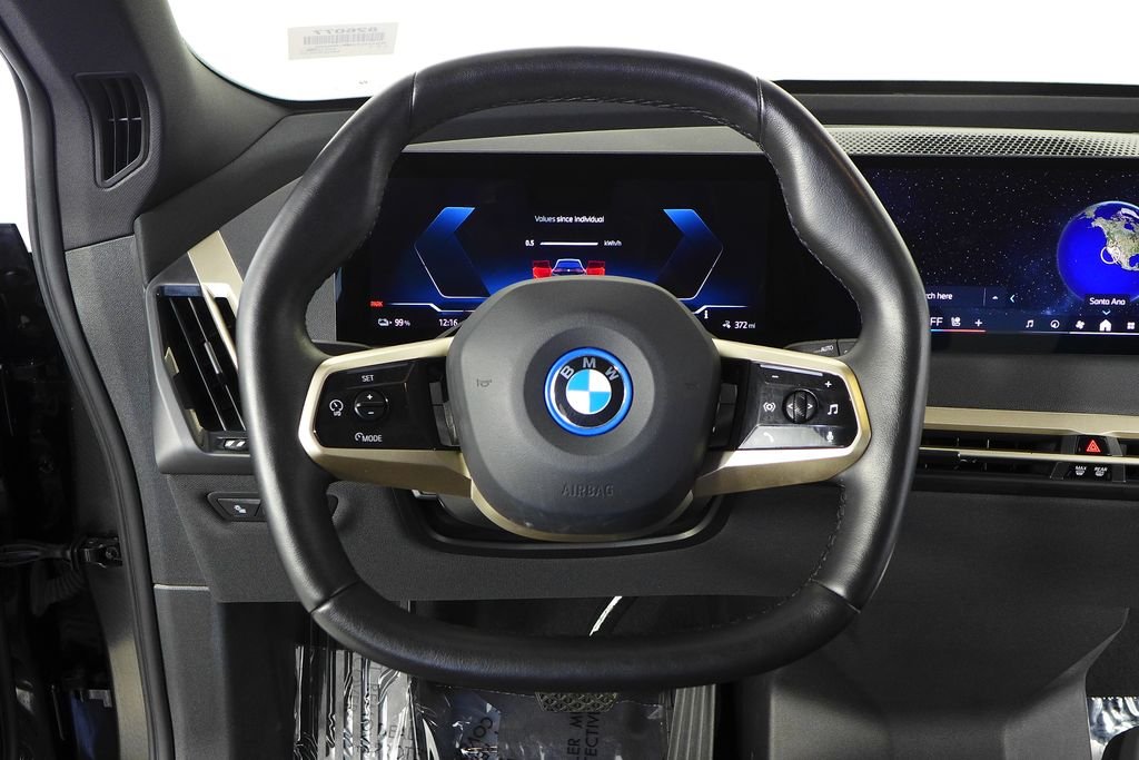 Certified Used 2024 Black Sapphire Metallic BMW xDrive50 image 25