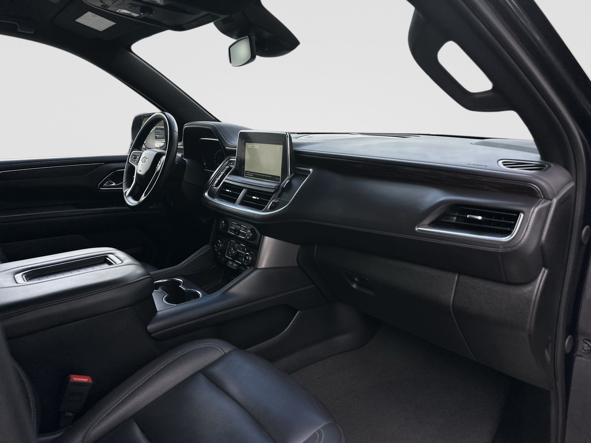 2024 Chevrolet Suburban LT - Photo 28